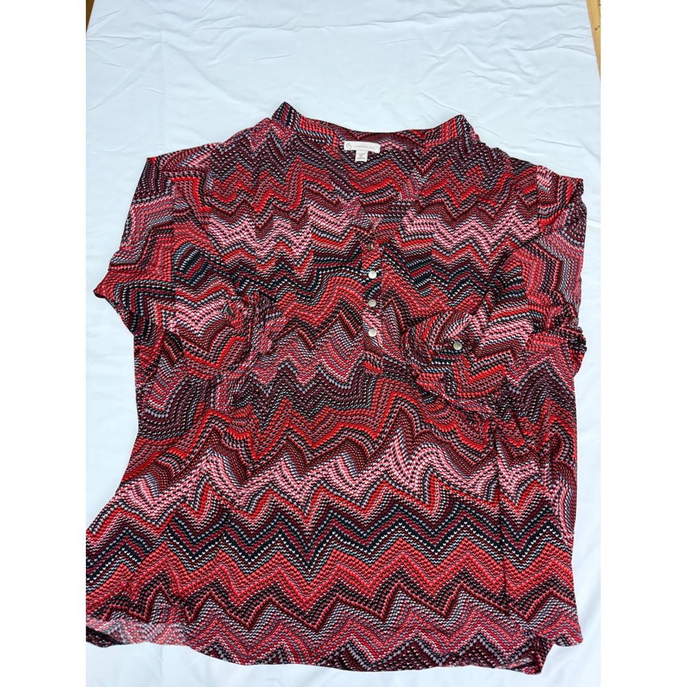 CJ Banks Red Chevron Zig Zag Button Tab Sleeve Blouse Plus Size 3X Women Top